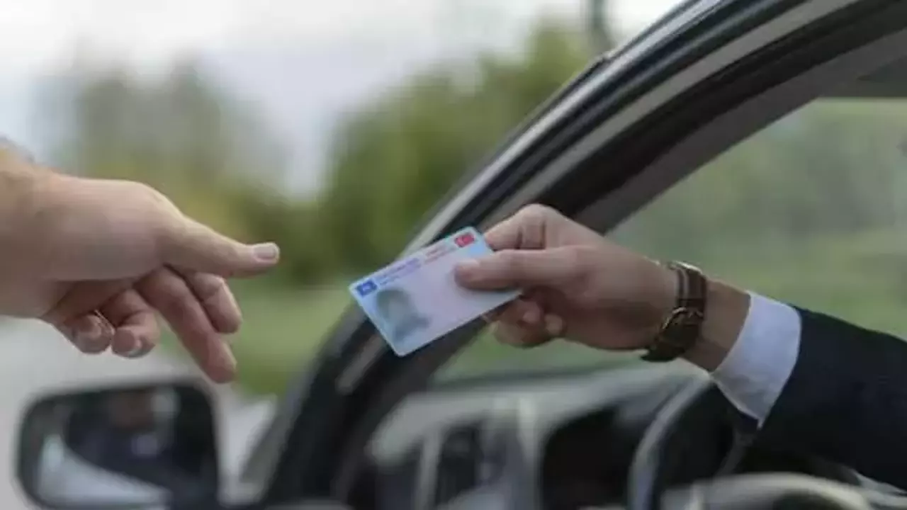 Trafikte Bunu Yapan Yandi Ehliyetlerine El Konulacak 1737789938 466