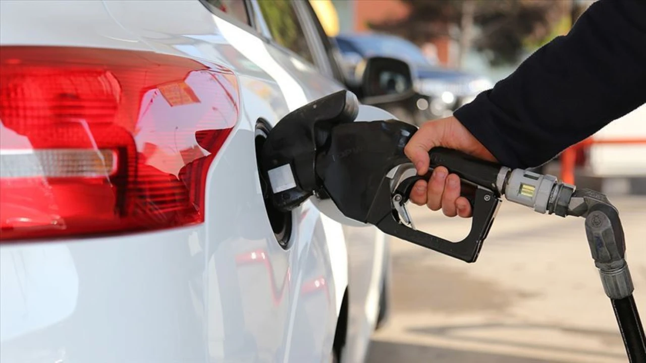 Benzine Motorine Ve Lpgye Zam Kn3F