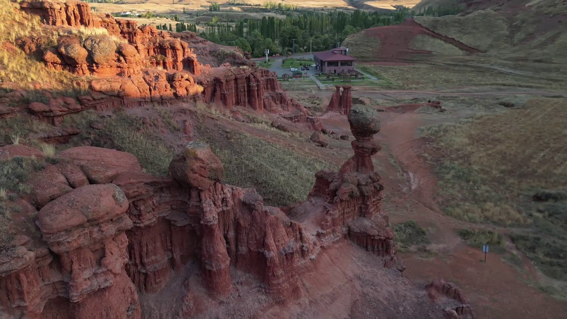 Narman Peri Bacaları ziyaretçilerini büyülüyor