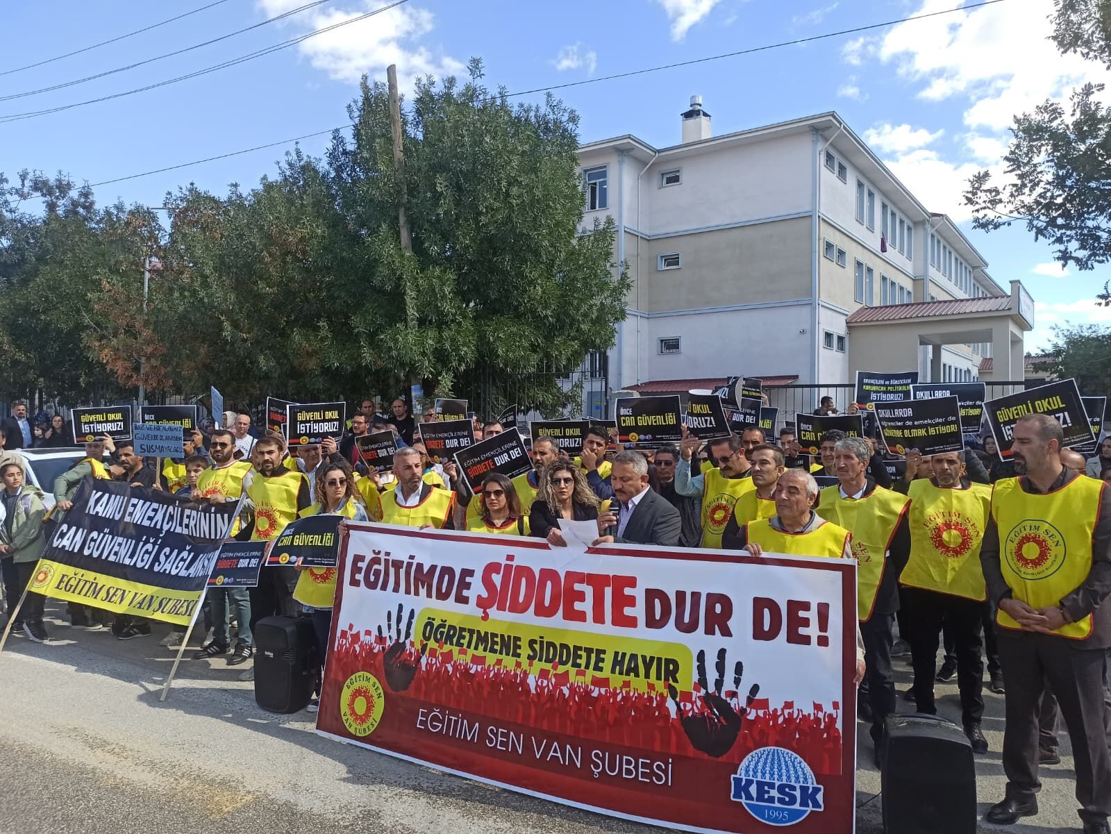 Eği̇ti̇m Sen 1