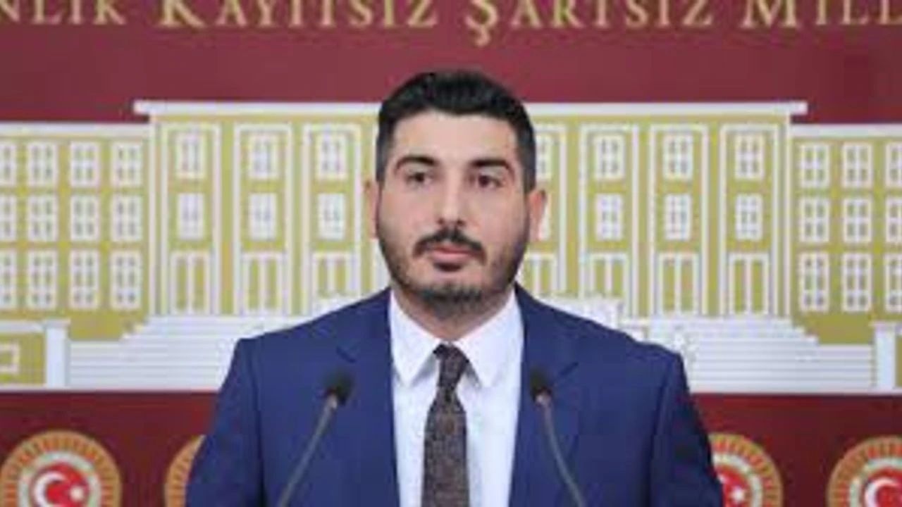 Onur Düşmez