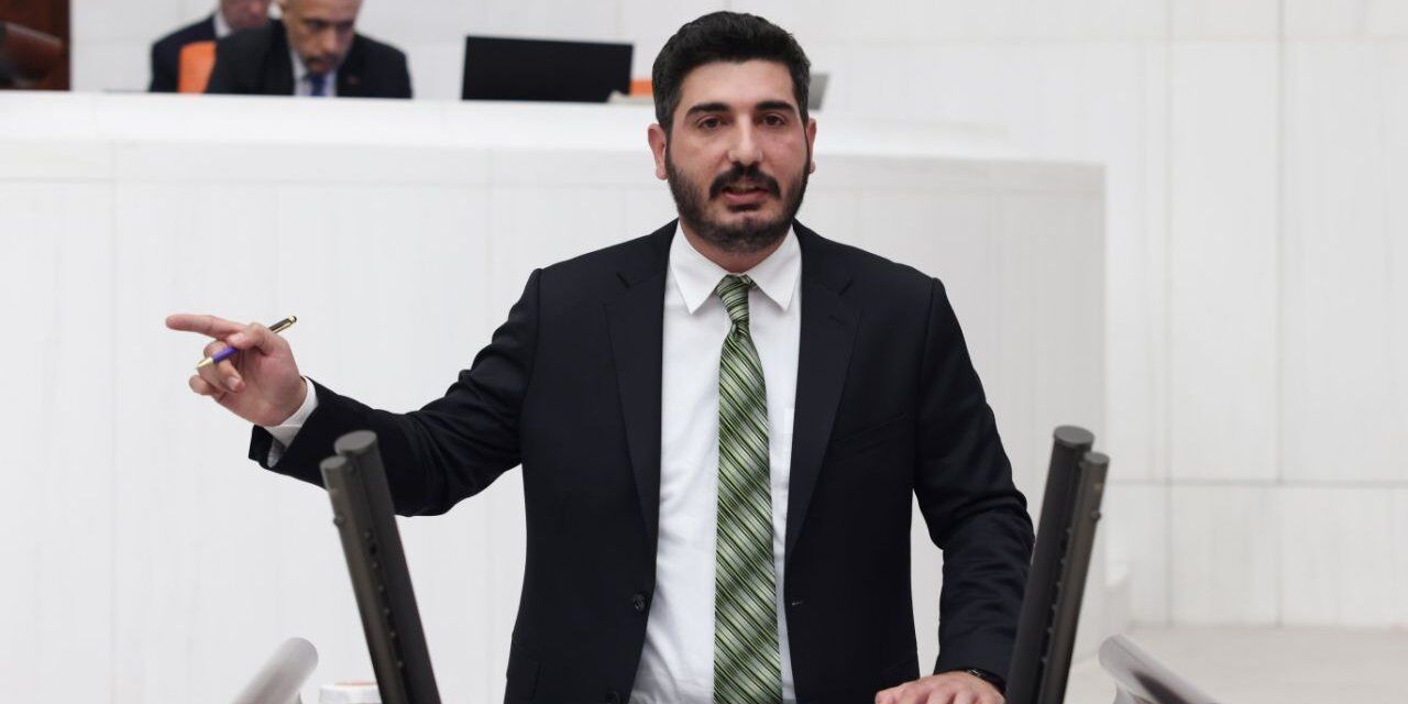 Onur Düşünmez