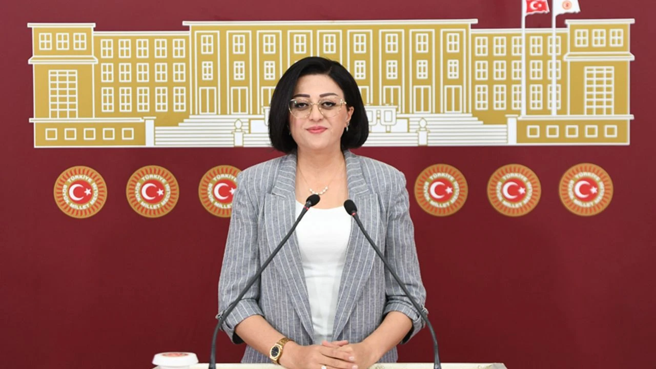 Oznur Bartin 5