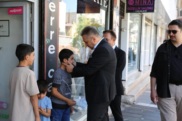 S İ L O P İ1