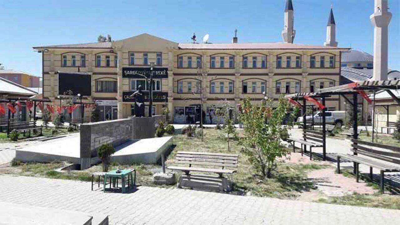 Caldiran Belediyesine Sofor Araniyor Son Basvuru 21 Ekim 6