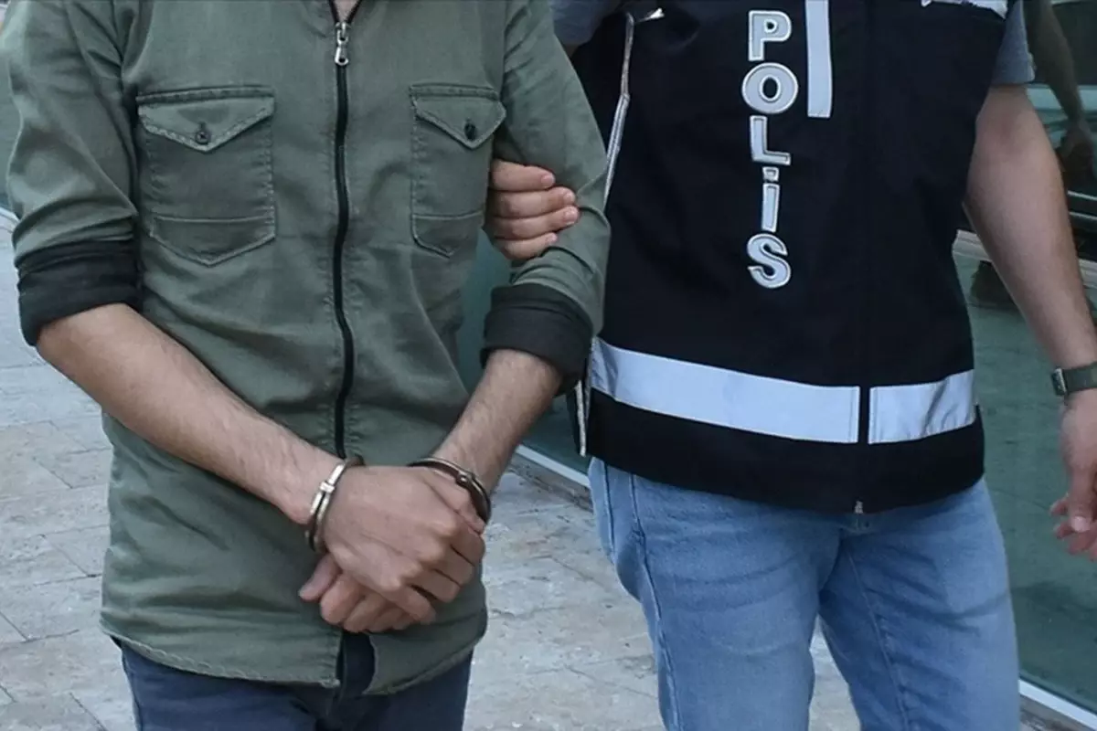 MİT ve emniyetten operasyon: 174 şüpheli gözaltında