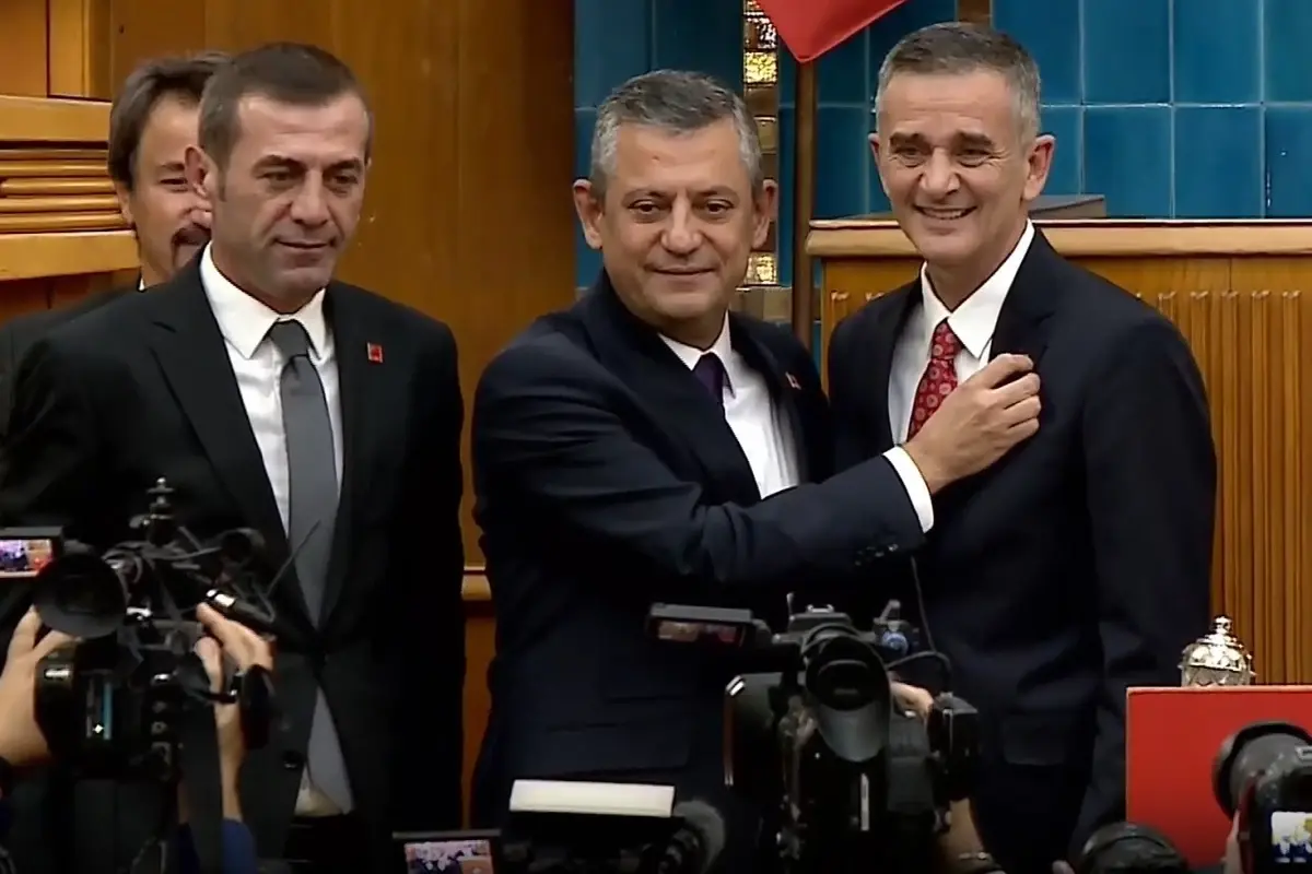 Iyi Parti Den Ihrac Edilen Sakarya Milletvekili 19170473 1970 Amp