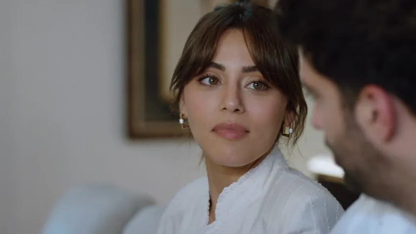 Sıla Türkoğlu Kızılcık Şerbeti’nden Ayrılıyor Mu, Neden Ayrılıyor? Kızılcık Şerbeti’nde Doğa Karakteri Diziye Neden Veda Ediyor?