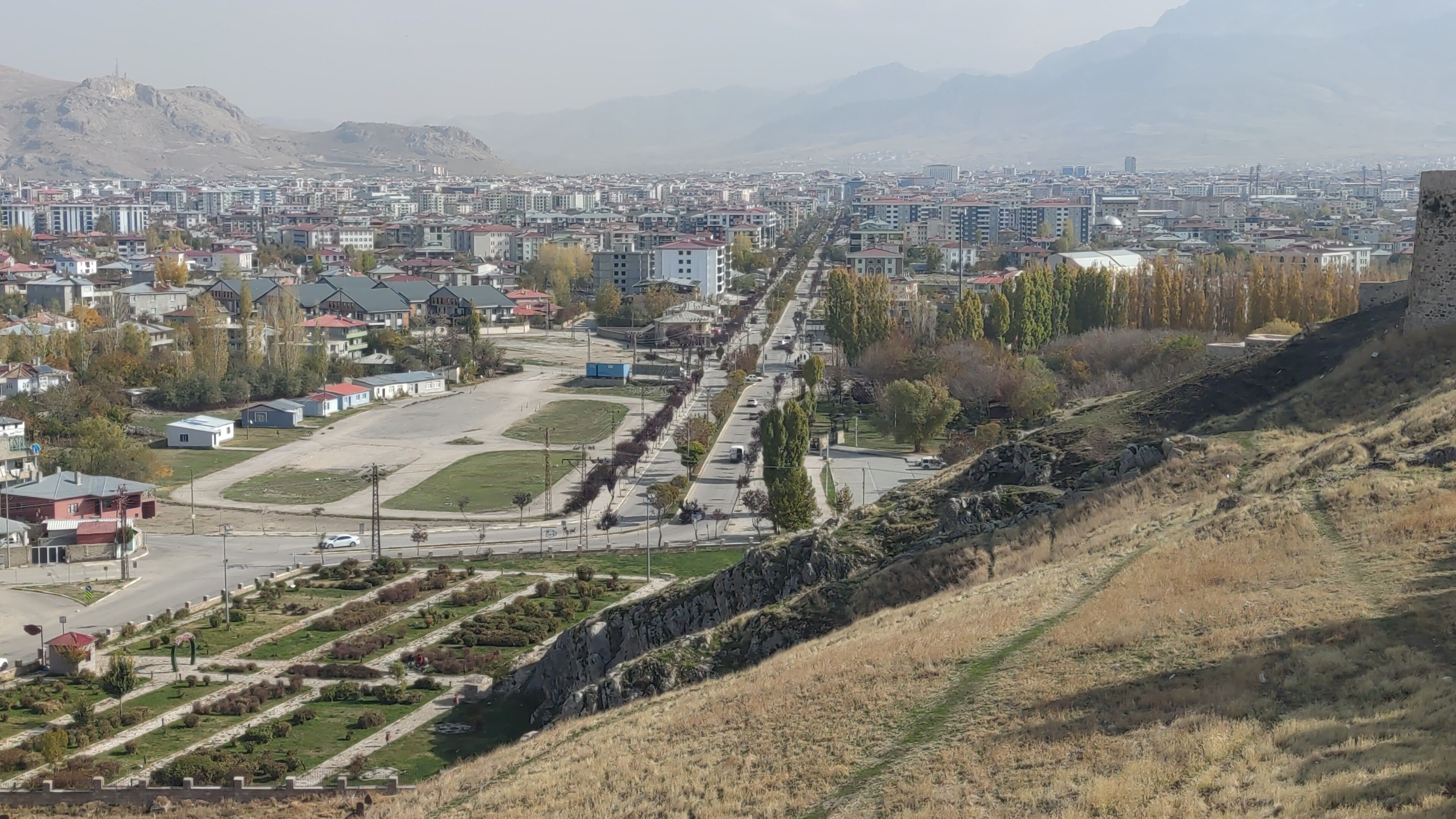 A W576338 04