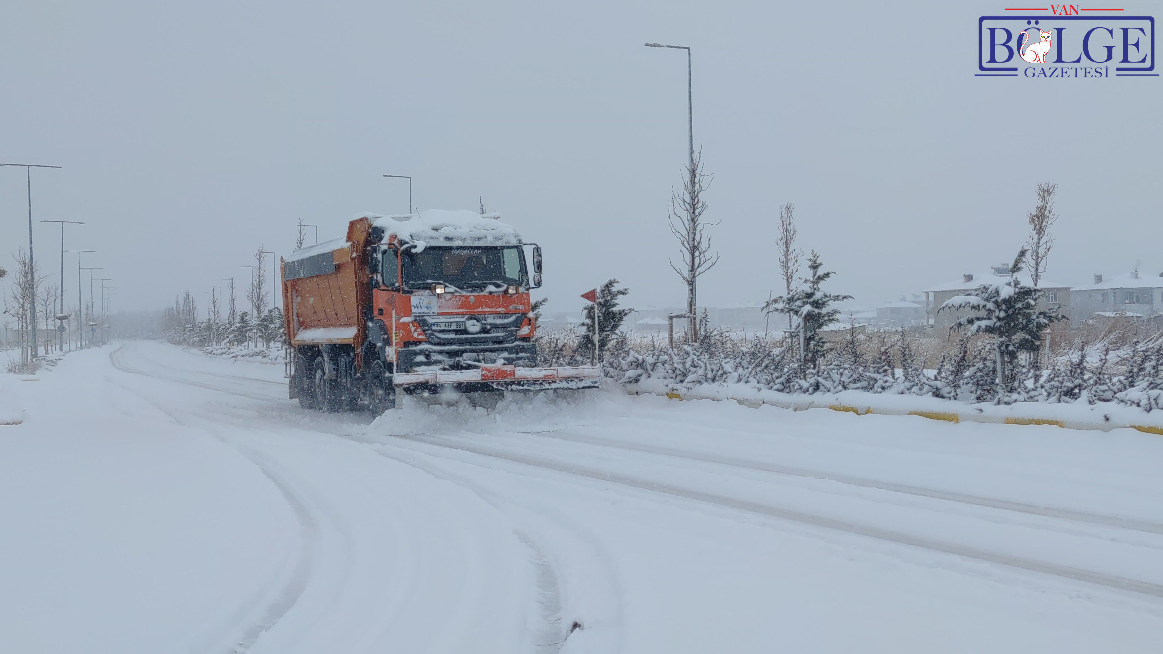 A W608132 09