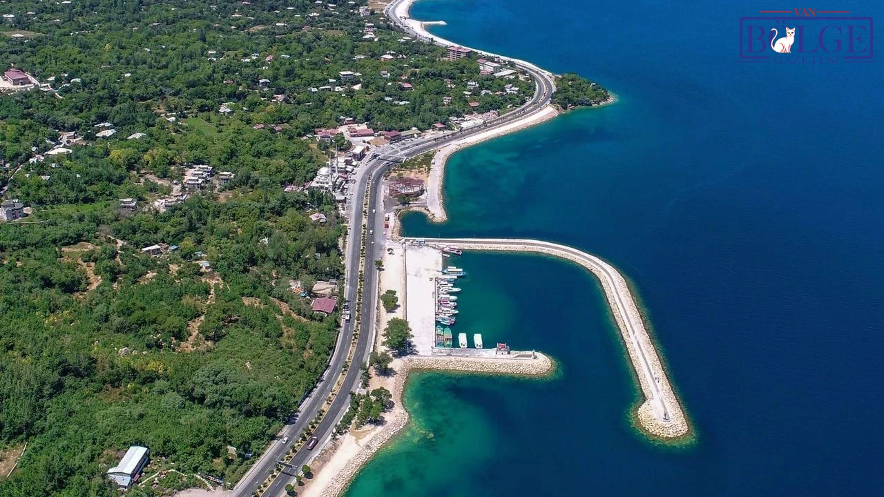 Vangolu Aktivistlerinden Edremitte Betonlasmaya Karsi Uyari