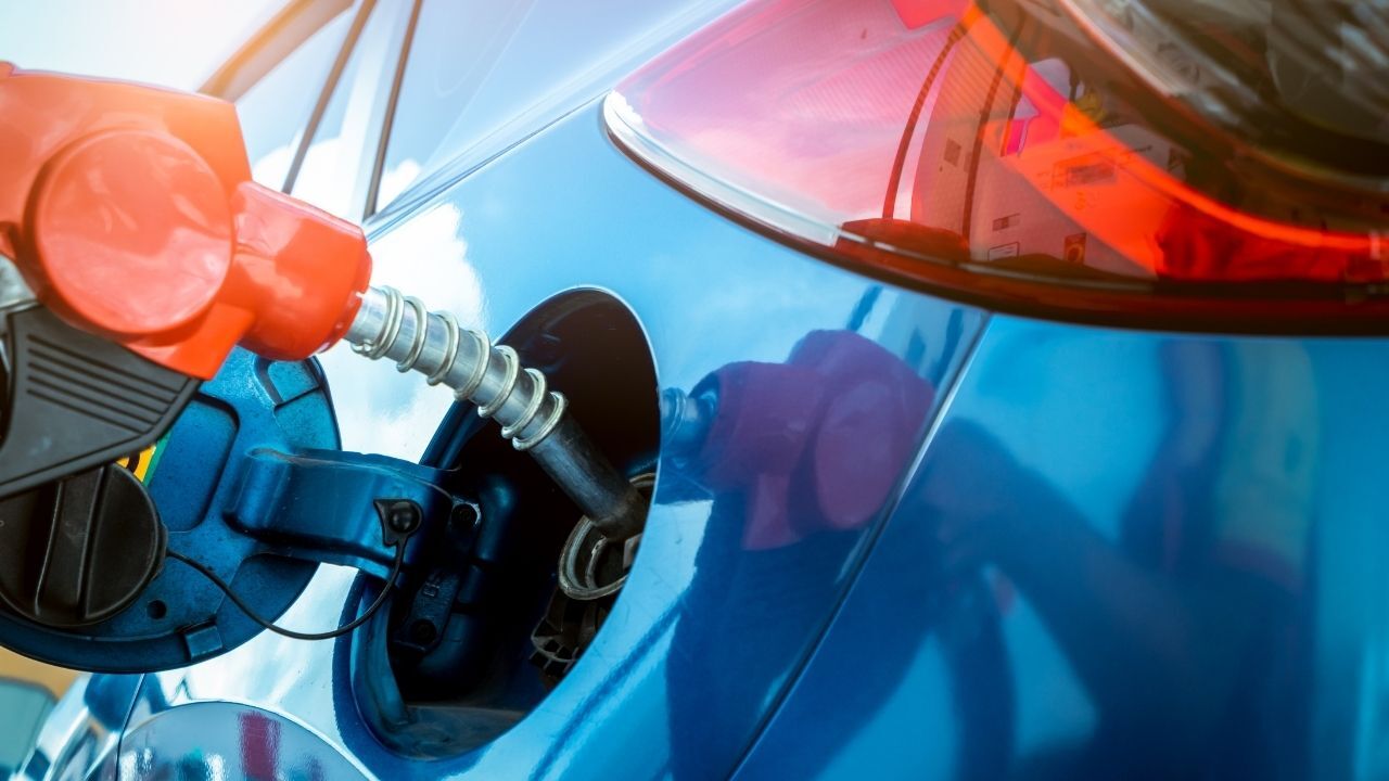 Akaryakıtta tabela değişti: Motorine 4,09 lira indirim