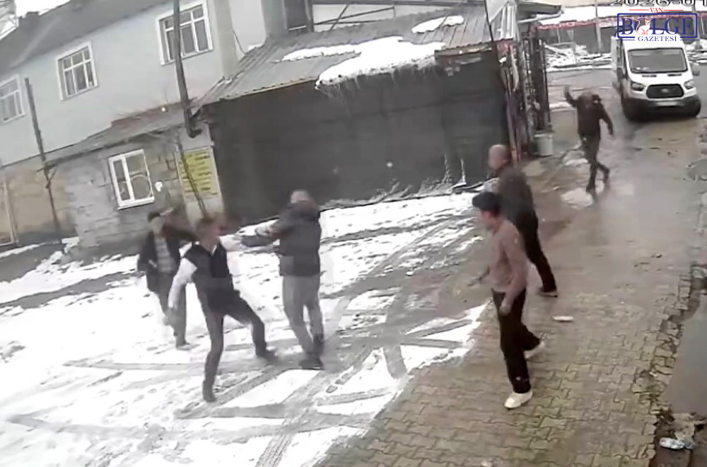 Yolcu Tuvalet Krizi: Market Sahibi Sopalı Saldırıya Uğradı mı? - Görsel 1