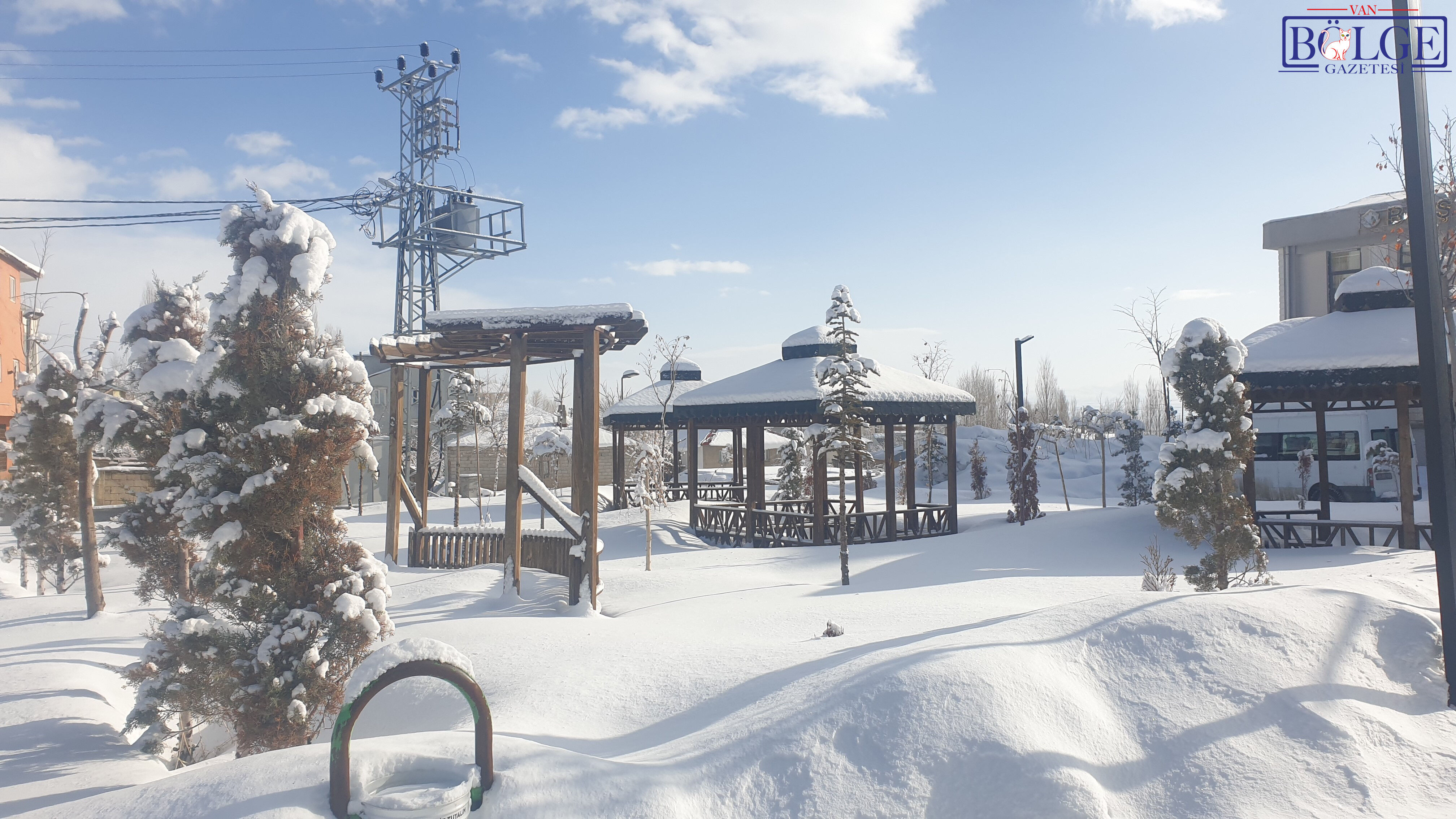 Van Başkale’de Kar Yağışı Hayatı Nasıl Etkiledi? - Görsel 1