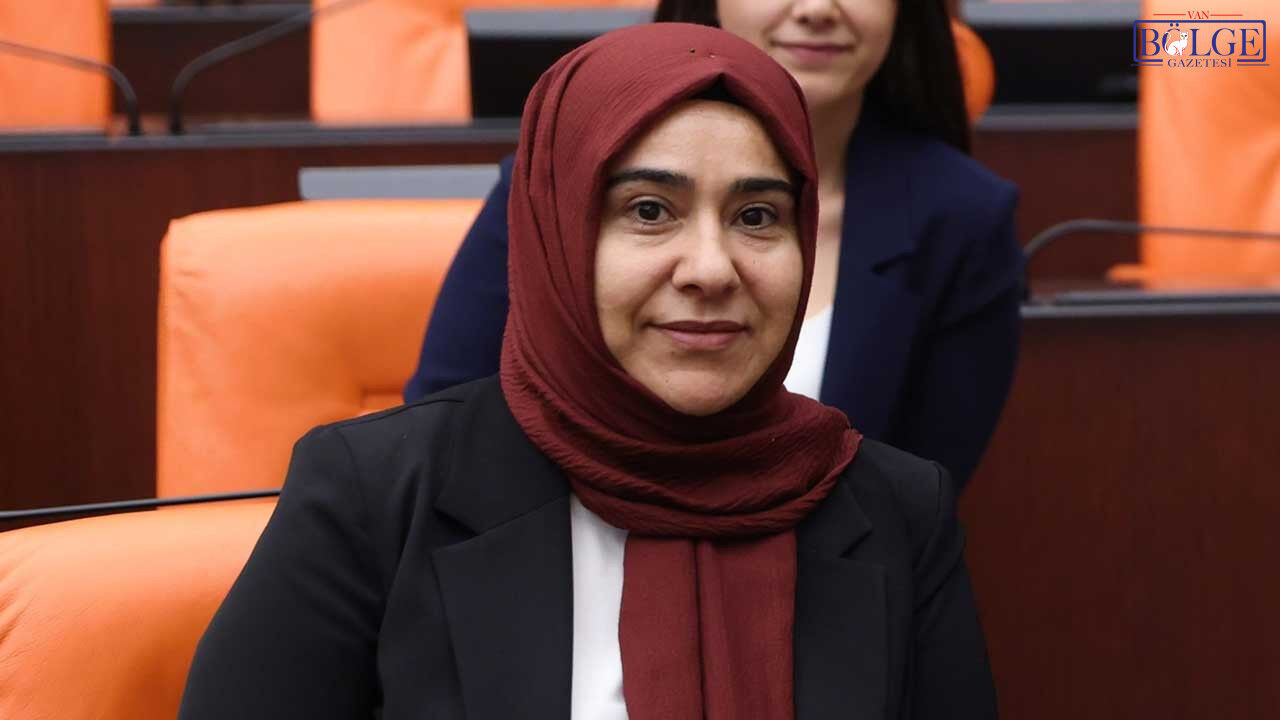 Gulderen Varli-1