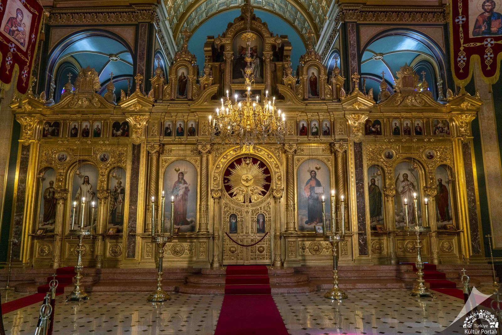 İstanbul Sveti Stefan Bulgar Kilisesi Demir Kilise (5) Kopya