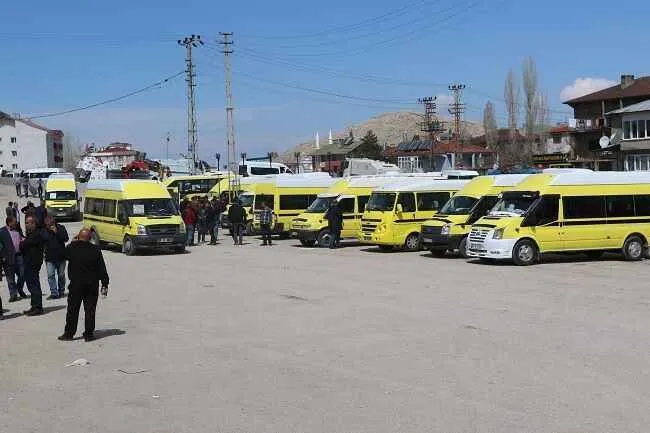 Van Minibus Duragi