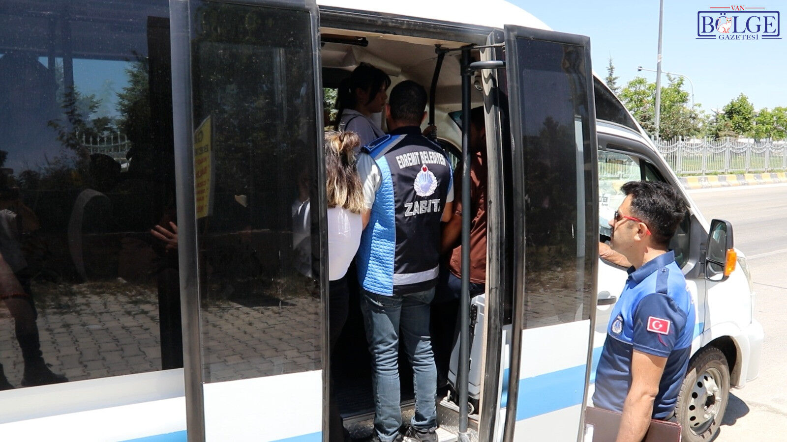 Minibüs Yolcu Taşıma Aracı Zabıta 2