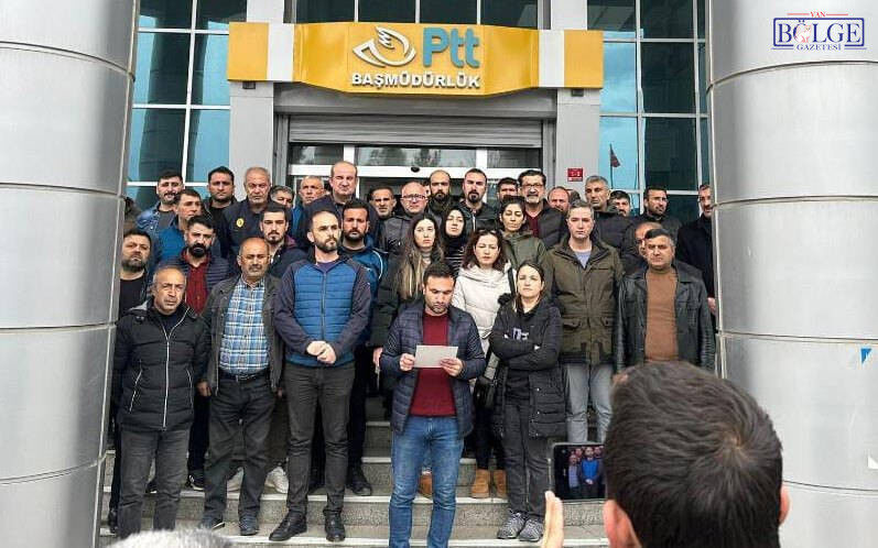 Ptt De Calisan Guvenlik Gorevlisine Saldiri