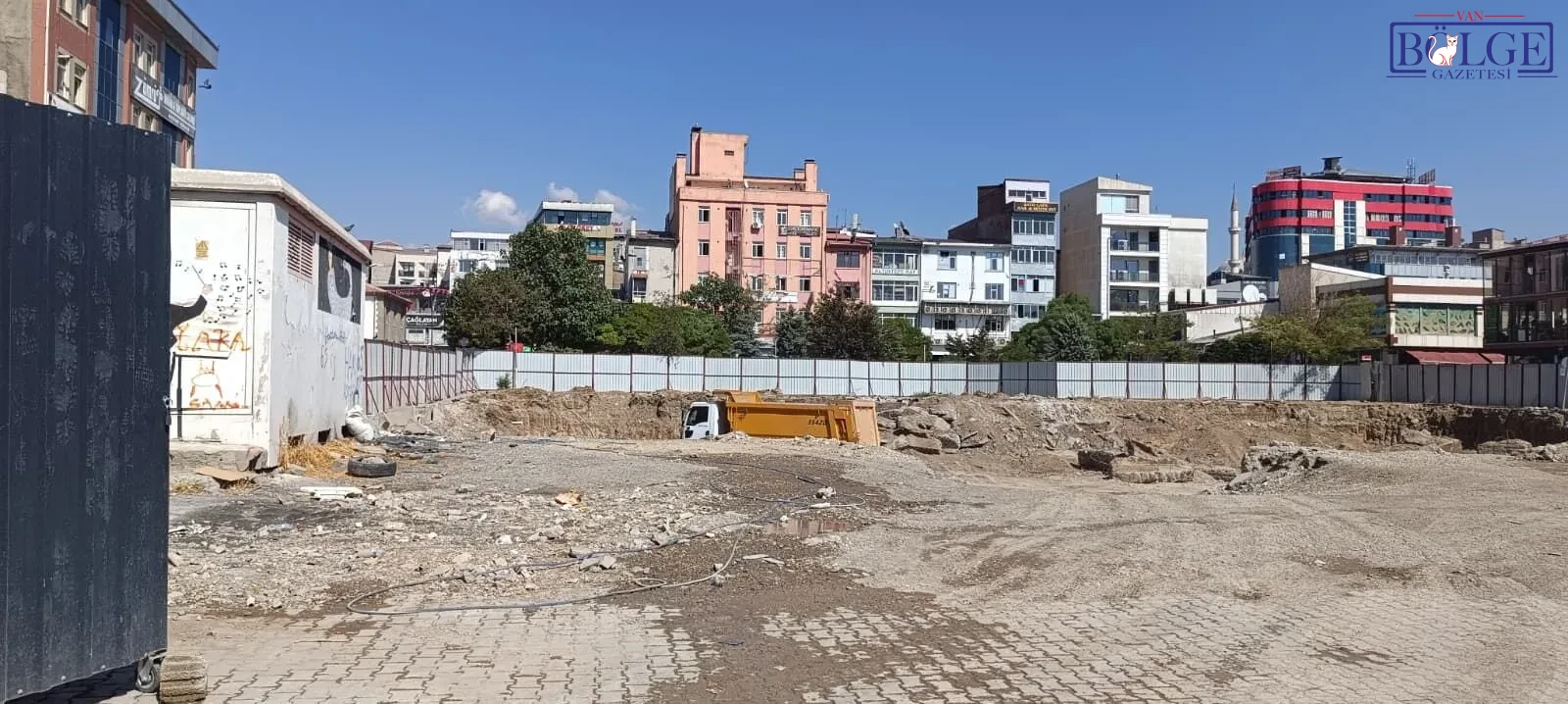 Vanda Otopark Sorununa Nefes Aldiracak Projede Ilk Kazma Vuruldu 1