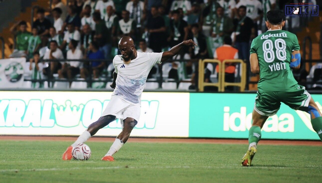 Vanspor, Muğlaspor karşısında yine son dakikada yıkıldı