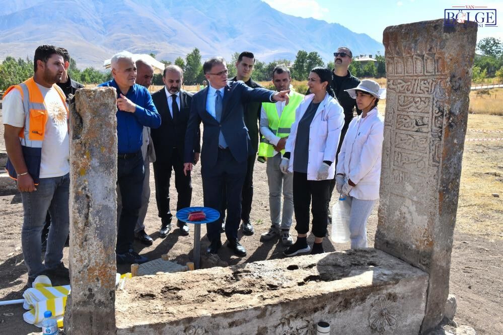 Van’ın Kültürü Yenileniyor Gevaş’taki Tarihi Miras Yeniden Ayağa Kaldırılıyor1