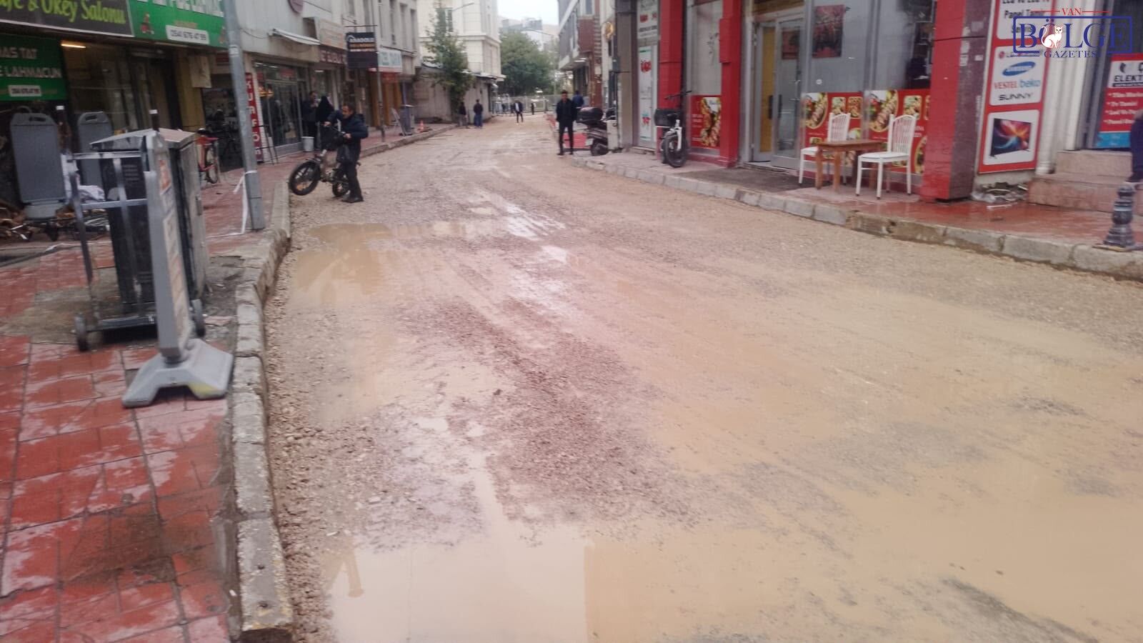 Çamur Sokak Zerbank