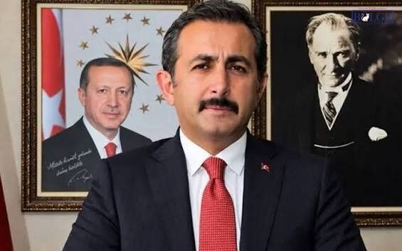 Eski Bakan Yardımcısı Fon Soruşturmasında Tutuklandı