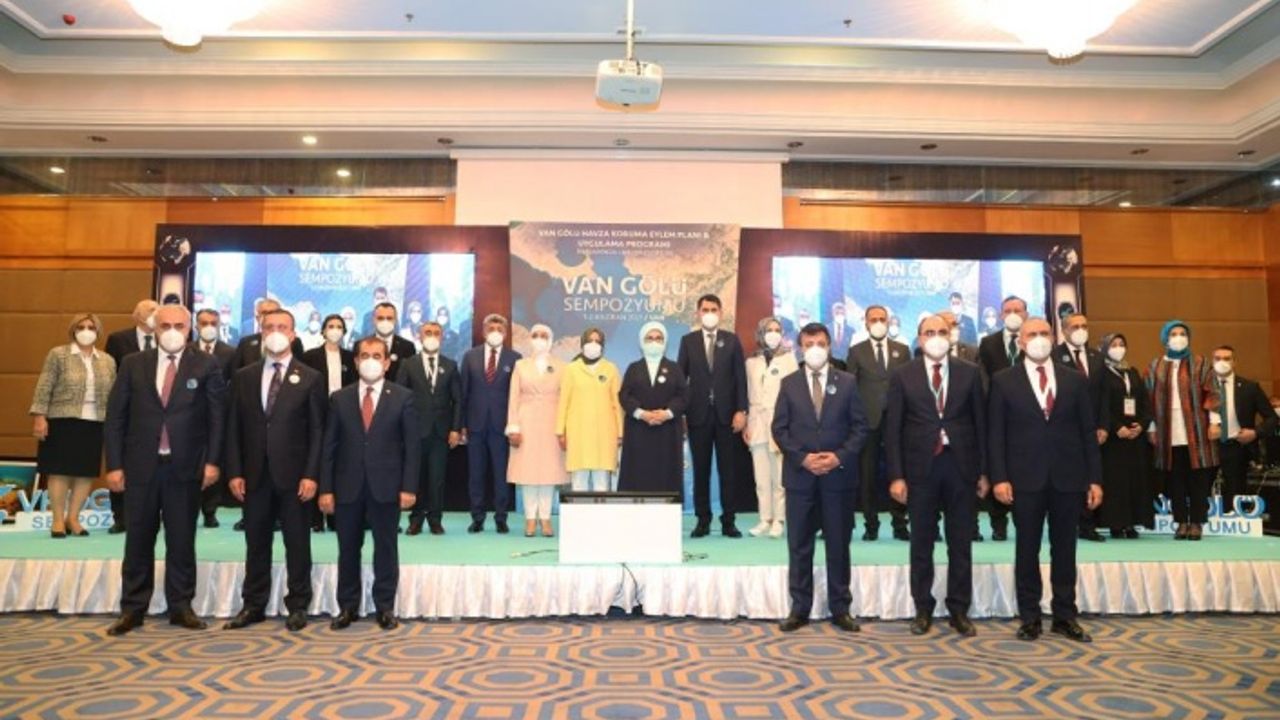 Emine Erdoğan: Van Gölü’nün korunması için çabalayacağız