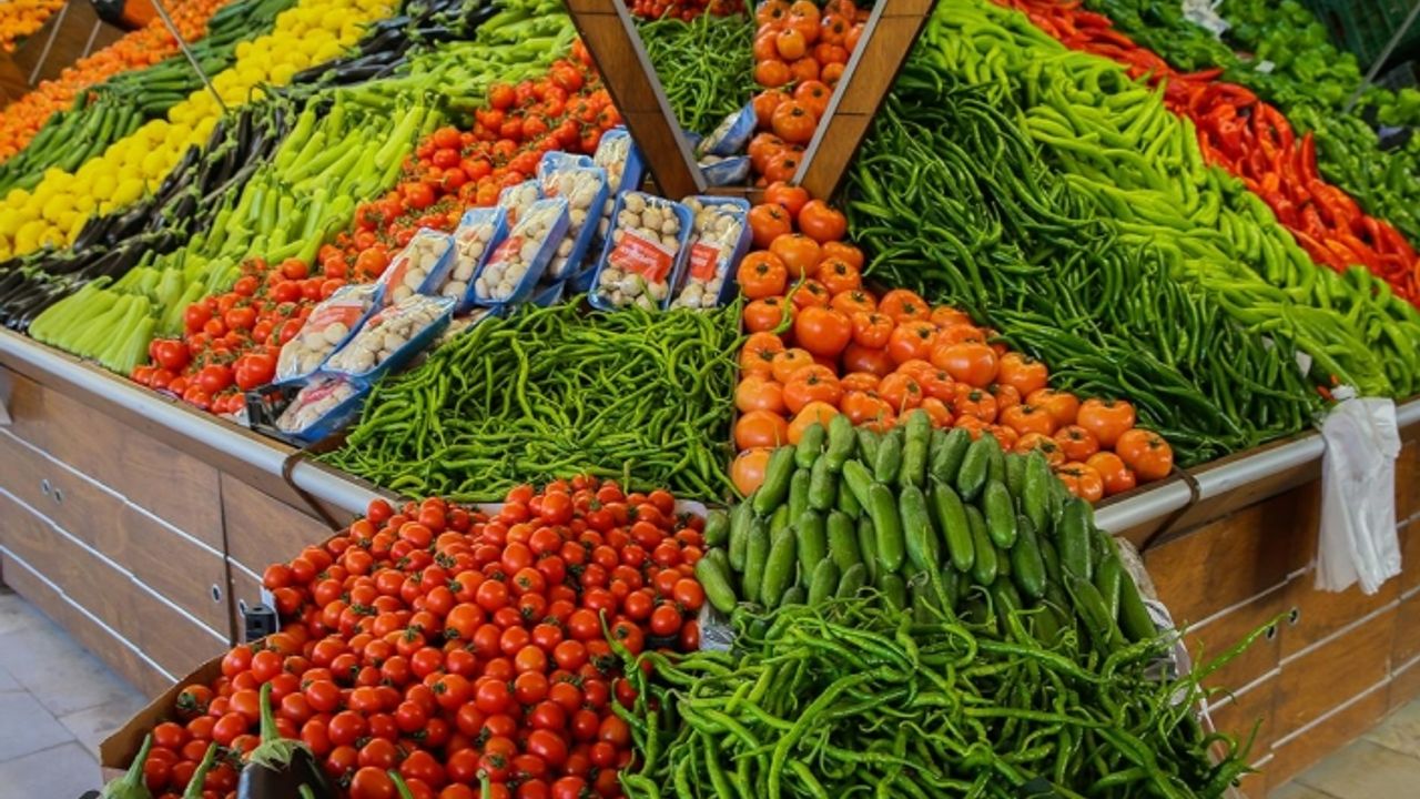 Van'da sebze ve meyve fiyatları arttı