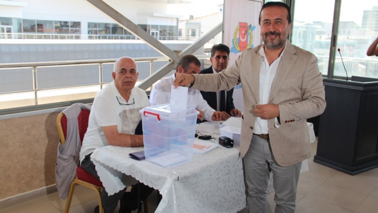 Vangölü Gazeteciler  Cemiyeti'nde görev dağılımı…