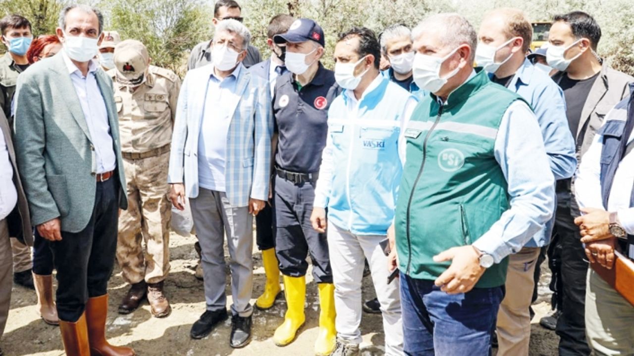 DSİ Genel Müdür Yardımcısı Fıratoğlu, sel bölgesinde incelemelerde bulundu