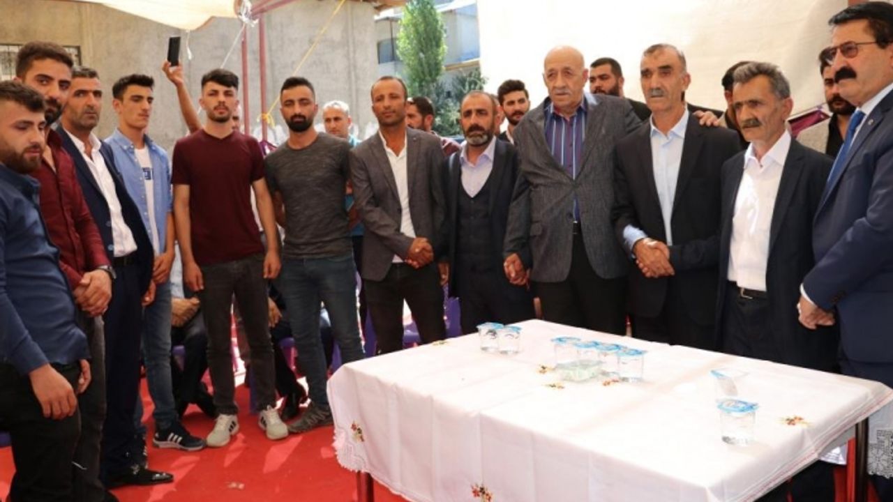Kardeşler arasındaki 8 yıllık husumet barışla sonlandırıldı