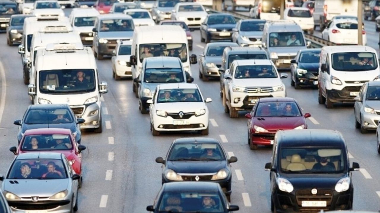 Van'da, trafiğe kayıtlı araç sayısı 77 bini geçti
