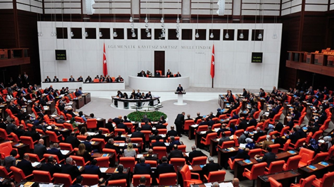 2022 bütçesi TBMM Plan ve Bütçe Komisyonu'nda kabul edildi