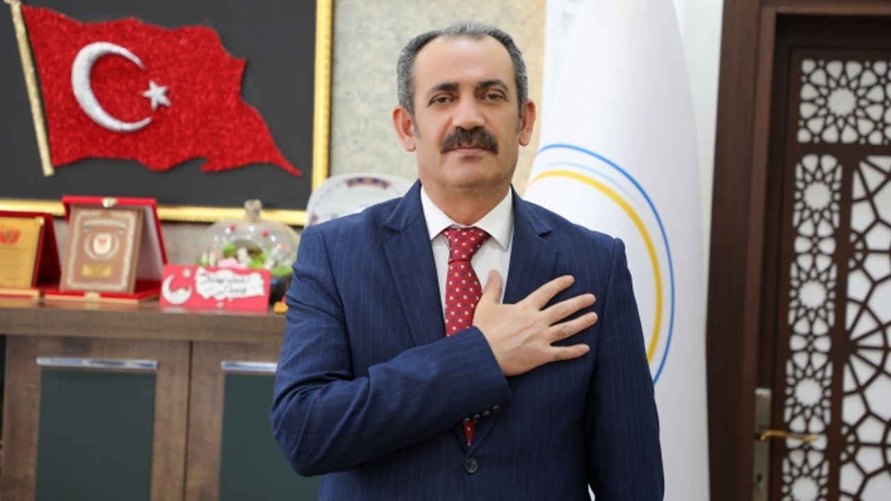 Başkan Tanış’tan 24 Kasım Öğretmenler Günü Mesajı