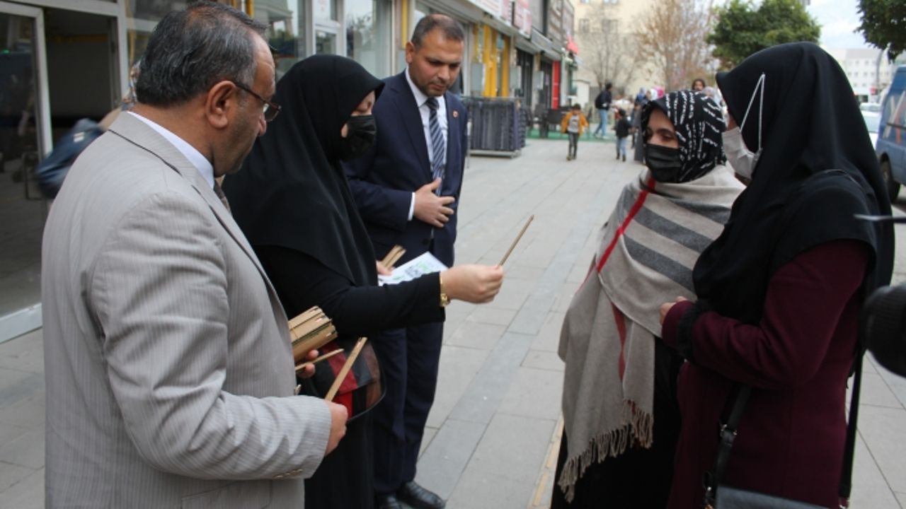 Van'da "Necmettin Erbakan Umut Ormanı" kampanyası başlatıldı