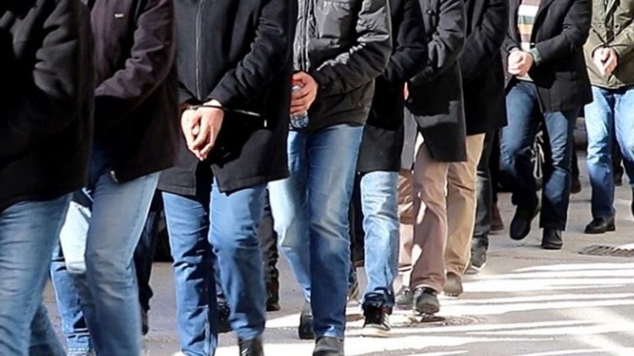 Van merkezli FETÖ operasyonu: 2 tutuklama
