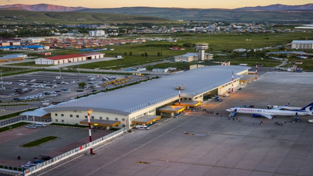 Van Ferit Melen Havalimanı’nı kaç kişi kullandı?