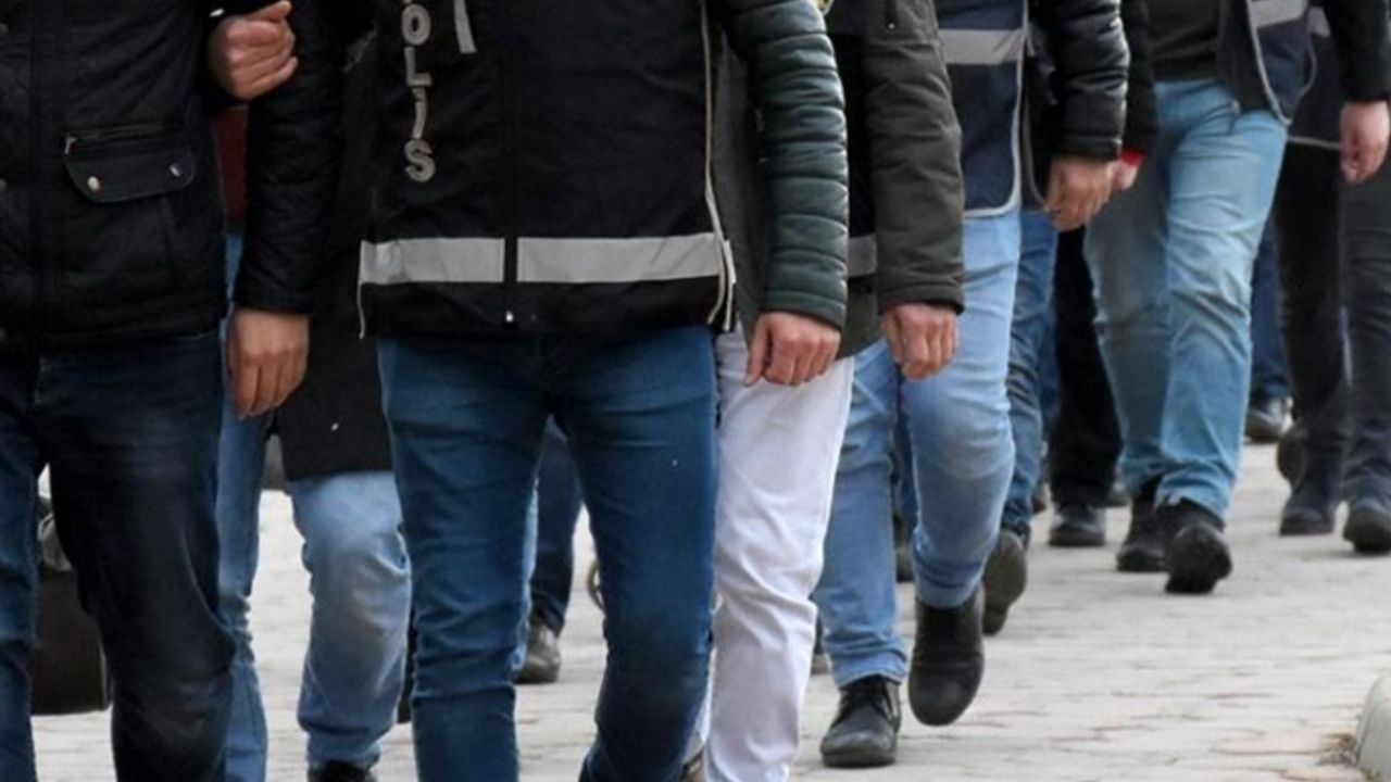 Van’da terör operasyonu: 13 gözaltı