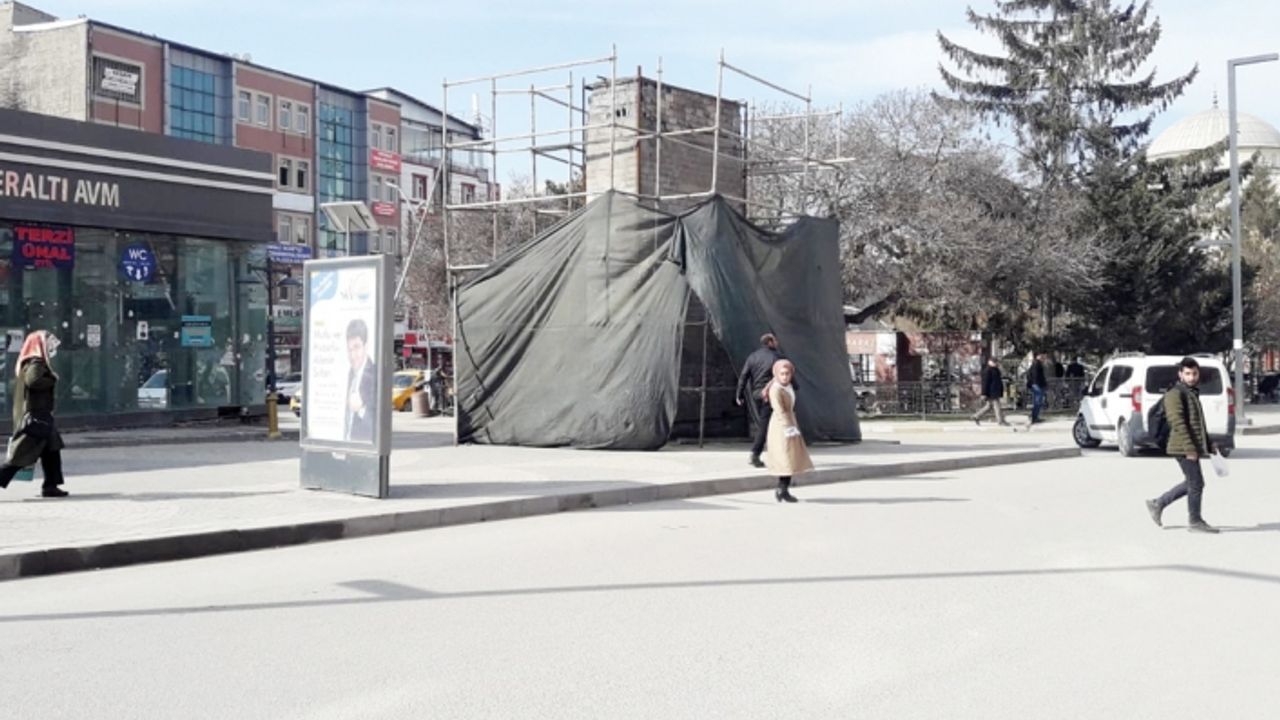Beşyol'daki ucube görüntü bir türlü yenilenmedi