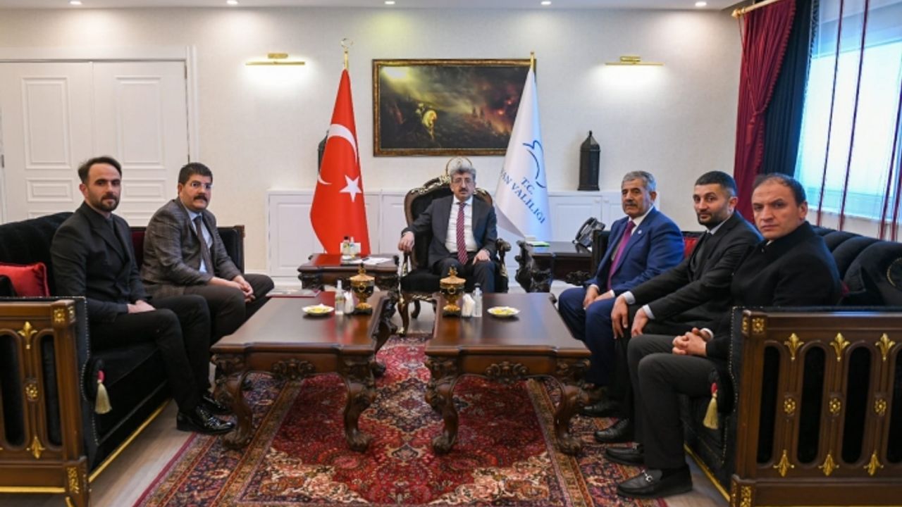Alperen Ocakları heyetinden Van Valisi Bilmez'e ziyaret…