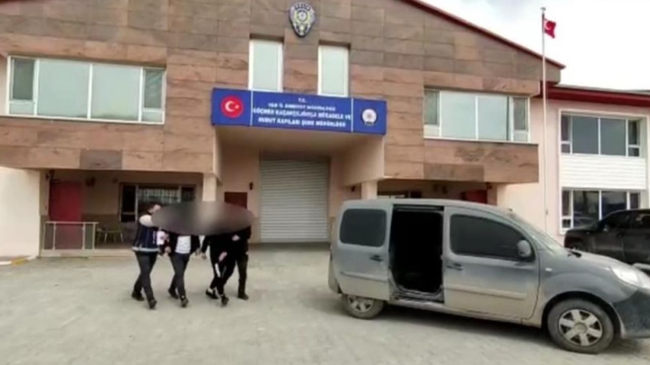 Van’da göçmen kaçakçılığı yapan 7 kişi tutuklandı