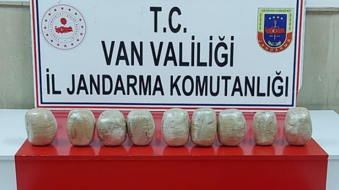 Çaldıran'da 10 kilo uyuşturucu ele geçirildi