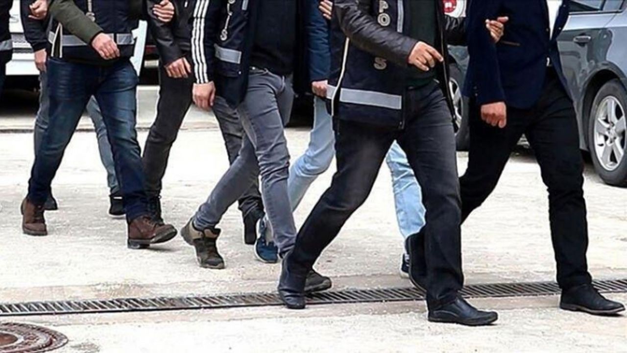 Van’da değişik suçlardan 24 kişi tutuklandı