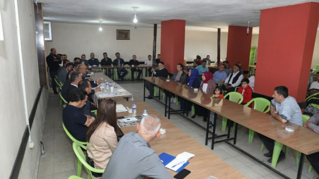 Başkan Vekili Aydın'ın mahalle toplantıları sürüyor