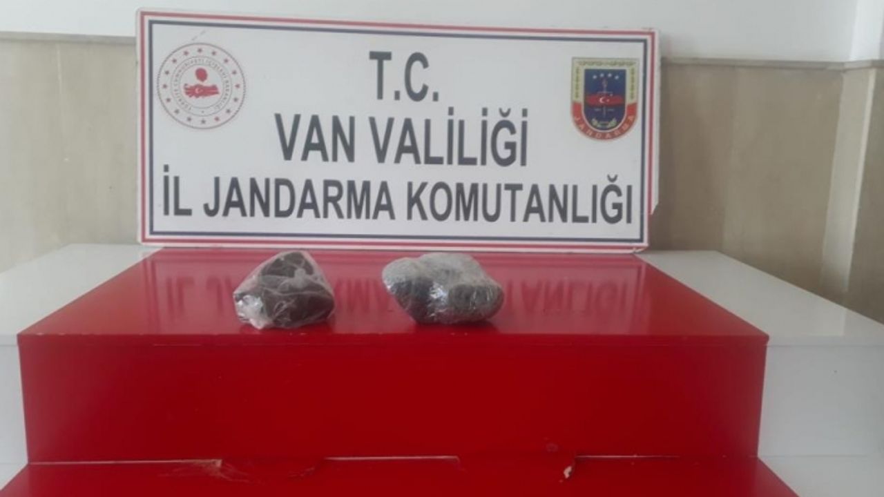 Çaldıran’da 4 kilo afyon sakızı ele geçirildi
