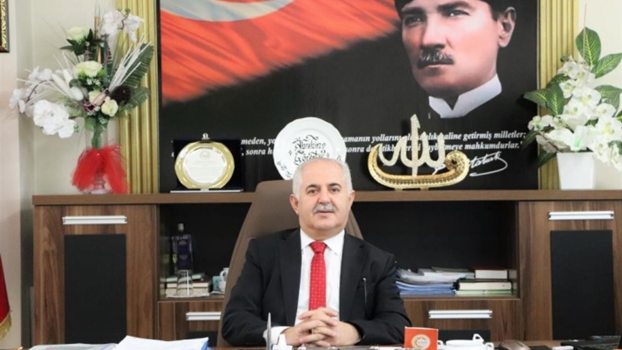 Çiftçilere elma iç kurduna karşı uyarı...