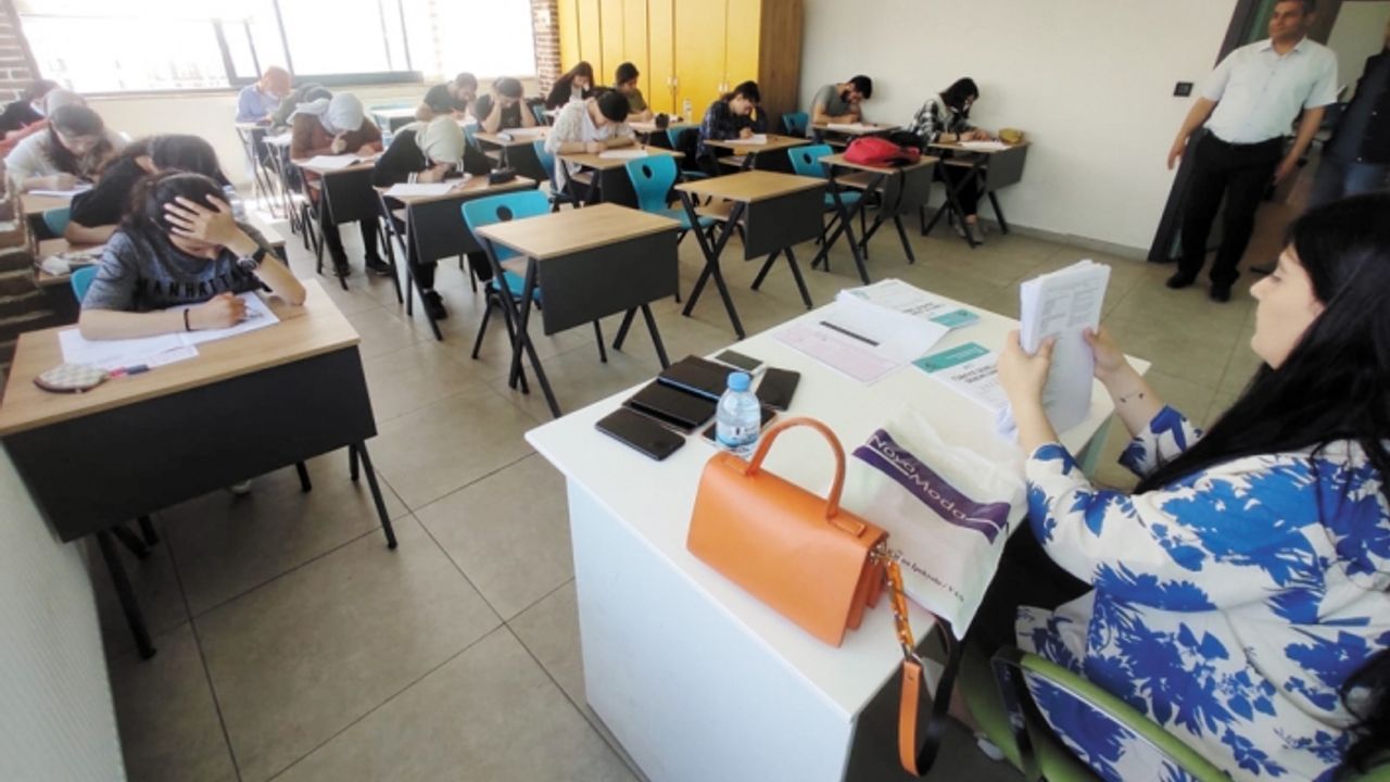 LGS ve YKS'ye girecek öğrencilere uyarı