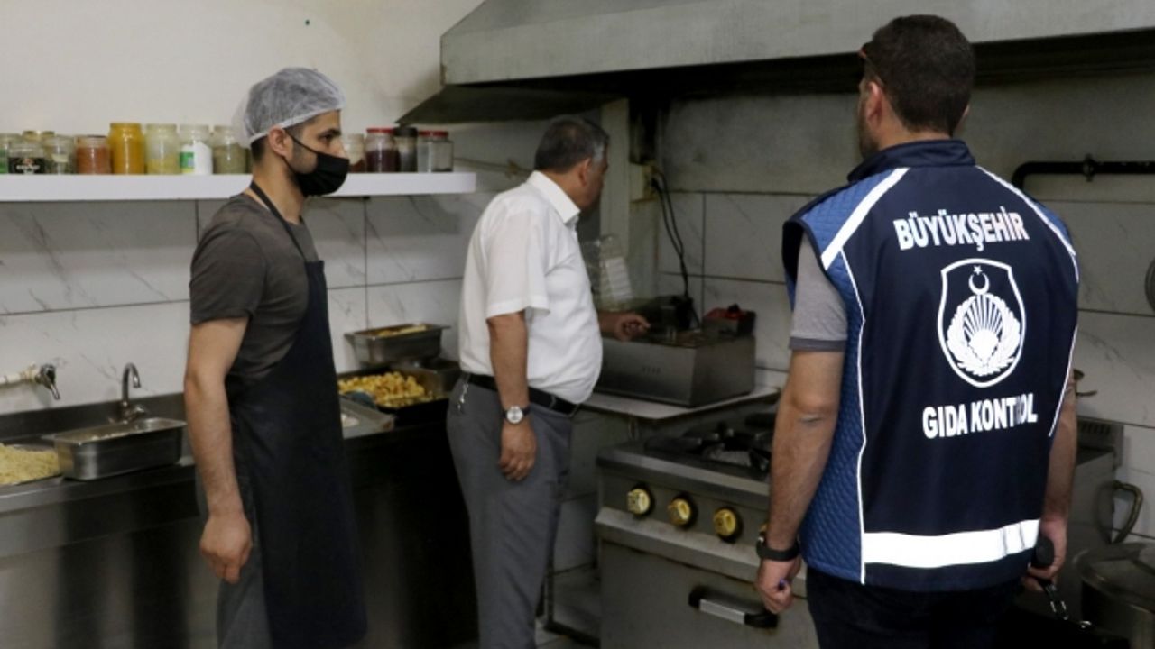 Van’da lokanta ve restoranlar denetlendi